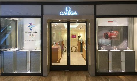 omega boutique plaza frontenac.